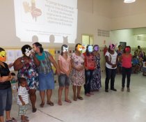 ESCOLA DE PAIS - MINHA CASA TAMBÉM É COLORIDA - CMEI CORA CORALINA