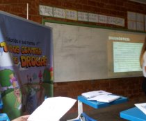 CURSO DE APRIMORAMENTO - COLORIR SUSTENTÁVEL - MÓDULO AUTOCUIDADO - TEMA:DROGAS - EEEFM TEOTONIO B. VILELA - CARIACICA 