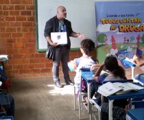 SENSIBILIZAÇÃO AOS ALUNOS DOS 5º E 6º ANOS PARA IMPLANTAÇÃO DO COLORIR SUSTENTÁVEL - CARIACICA