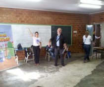 SENSIBILIZAÇÃO AOS ALUNOS DOS 5º E 6º ANOS PARA IMPLANTAÇÃO DO COLORIR SUSTENTÁVEL - CARIACICA