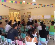 ESCOLA DE PAIS - MINHA CASA TAMBÉM É COLORIDA - CORA CORALINA - VESPERTINO