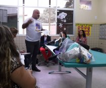 ENCONTRO COM O COLORIR NO CMEI CORA CORALINA - SERRA