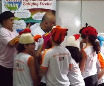 PROJETO CUIDA DE MIM - ENFRENTAMENTO AO BULLYING ESCOLAR - ESCOLA SÃO BERNARDO - JD CAMBURI - VITÓRIA - ES