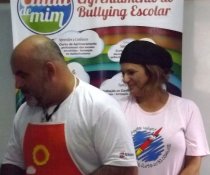 PROJETO CUIDA DE MIM - ENFRENTAMENTO AO BULLYING ESCOLAR - ESCOLA SÃO BERNARDO - JD CAMBURI - VITÓRIA - ES