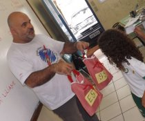 PC3ES = SUSTENTÁVEL - EMEF ANTÔNIO VIEIRA - CENTRAL CARAPINA - SERRA - ES (PARCEIROS: ASPE E COLORIR)