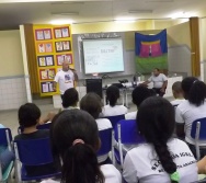 PCM - PALESTRA INTERATIVA BULLYING BRINCADEIRA SEM LIMITE - EMEF JORGE AMADO