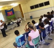 PCM - PALESTRA INTERATIVA BULLYING BRINCADEIRA SEM LIMITE - EMEF JORGE AMADO