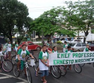 PC3ES  - CULMINÂNCIA DO PROJETO NA ESCOLA PROF ERNESTO NASCIMENTO COM PASSEATA NA RUA