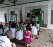PC3ES  - CULMINÂNCIA DO PROJETO NA ESCOLA PROF ERNESTO NASCIMENTO COM PASSEATA NA RUA