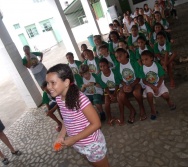 PC3ES  - CULMINÂNCIA DO PROJETO NA ESCOLA PROF ERNESTO NASCIMENTO COM PASSEATA NA RUA