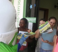 SUPER SUSTENTÁVEL CHEGA EM FUNDÃO E RECEPCIONA AS CRIANÇAS DA EMEF PROF ERNESTO NASCIMENTO