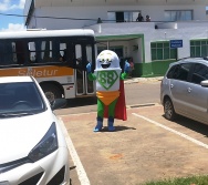 SUPER SUSTENTÁVEL CHEGA EM FUNDÃO E RECEPCIONA AS CRIANÇAS DA EMEF PROF ERNESTO NASCIMENTO