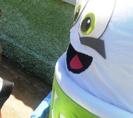 SUPER SUSTENTÁVEL CHEGA EM FUNDÃO E RECEPCIONA AS CRIANÇAS DA EMEF PROF ERNESTO NASCIMENTO