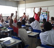 Projeto Cuida de Mim - Enfrentamento ao Bullying Escolar - EEEFM MARINGÁ