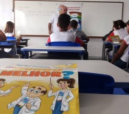 Projeto Cuida de Mim - Enfrentamento ao Bullying Escolar - EEEFM MARINGÁ