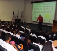 PALESTRA TODOS CONTRA O  BULLYING NO SENAC - 300 ADOLESCENTES CAPACITADOS
