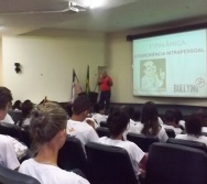 PALESTRA TODOS CONTRA O  BULLYING NO SENAC - 300 ADOLESCENTES CAPACITADOS