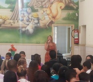 PALESTRA PARA PAIS SOBRE EDUCAÇÃO HUMANISTA DE VALORES NA ESCOLA E EM CASA