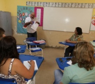 Reunião de adesão ao Projeto NA TRILHA DOS VALORES da EMEF ANTÔNIO VIEIRA DE REZENDE - SERRA