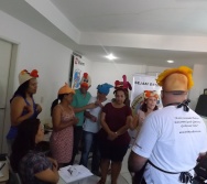 HISTÓRIA TERAPÊUTICA - VENCENDO O BULLYING - CURSO CONTANDO HISTÓRIAS COLORINDO VIDAS