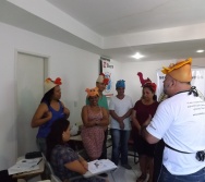 HISTÓRIA TERAPÊUTICA - VENCENDO O BULLYING - CURSO CONTANDO HISTÓRIAS COLORINDO VIDAS