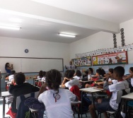 ATIVIDADE CONTANDO HISTÓRIAS COLORINDO VIDAS - ALUNOS DA ESCOLA LUDOVICO PAVONI - VITÓRIA