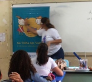 NA TRILHA DOS VALORES - CAPRI DE ALUNOS - ESCOLA ANTÔNIO VIEIRA DE REZENDE  - SERRA - ES