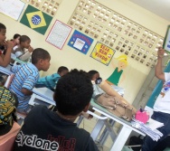 NA TRILHA DOS VALORES - CAPRI DE ALUNOS - ESCOLA ANTÔNIO VIEIRA DE REZENDE  - SERRA - ES