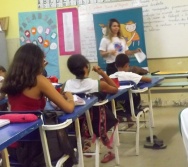 NA TRILHA DOS VALORES - CAPRI DE ALUNOS - ESCOLA ANTÔNIO VIEIRA DE REZENDE  - SERRA - ES