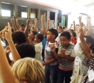 NA TRILHA DOS VALORES - 1ª ETAPA: VIVENCIAR - EMEF ANTÔNIO V. REZENDE