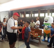 NA TRILHA DOS VALORES - 1ª ETAPA: VIVENCIAR - EEEF MANOEL PASCHOAL E EMEF ANTÔNIO V. REZENDE