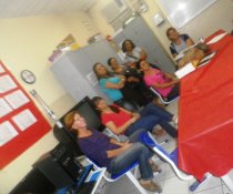 CAPRI DE PROFESSORES NA EMEF ANTONIO V. REZENDE - DISCIPLINA COLORIDA