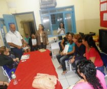 CAPRI DE PROFESSORES NA EMEF ANTONIO V. REZENDE - DISCIPLINA COLORIDA