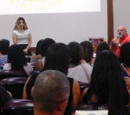 CURSO CONTAÇÃO DE HISTÓRIA NA SEMANA DO LIVRO INFANTIL - PARQUE BOTÂNICO DA VALE.