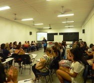 Oficina de Contação de histórias com turma de pedagogia da FACULDADE NOVO MILÊNIO