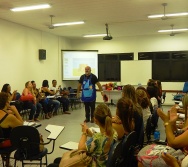 Oficina de Contação de histórias com turma de pedagogia da FACULDADE NOVO MILÊNIO