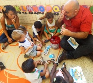 PROJETO COLORIR NO CMEI DE PRAIA DE CARAPEBUS - SERRA