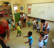 PROJETO COLORIR NO CMEI DE PRAIA DE CARAPEBUS - SERRA