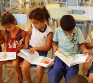 2ª ETAPA DO PROJETO COLORIR - CMEI CARAPEBUS