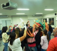 Oficina de Cont. de História com o 5º período de Pedagogia - Rede UNOPAR