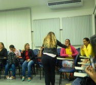 Oficina de Cont. de História com o 5º período de Pedagogia - Rede UNOPAR