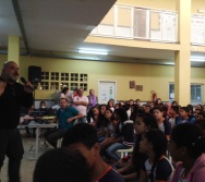 PARTICIPAÇÃO DO COLORIR NO PROJETO DE LITERATURA DA EEEFM TEOTÔNIO B. VILELA