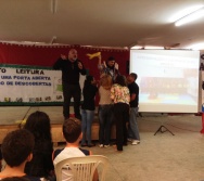 PARTICIPAÇÃO DO COLORIR NO PROJETO DE LITERATURA DA EEEFM TEOTÔNIO B. VILELA