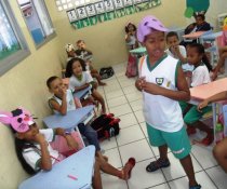 CONTANDO HISTÓRIAS E RESOLVENDO CONFLITOS - PROJETO CUIDA DE MIM - 1ª SÉRIES (ANOS)