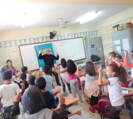 PROJETO NTV - EMEF ANTÔNIO V. REZENDE - CENTRAL CARAPINA - SENSIBILIZAÇÃO DE ALUNOS