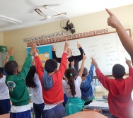 PROJETO NTV - EMEF ANTÔNIO V. REZENDE - CENTRAL CARAPINA - SENSIBILIZAÇÃO DE ALUNOS