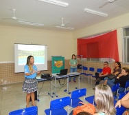 CAPRI DE PROFESSORES - NA TRILHA DOS VALORES - ESCOLA ETAPA AUTONOMIA.