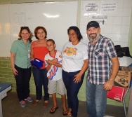 DESENHISTA ZOTA COM A TURMA DO NTV - PREMIAÇÃO DE ALUNOS - DESENHO DO MUSEU - EEEFM JONES JOSÉ