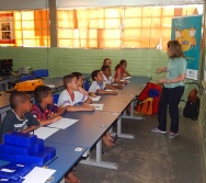 DESENHISTA ZOTA COM A TURMA DO NTV - PREMIAÇÃO DE ALUNOS - DESENHO DO MUSEU - EEEFM JONES JOSÉ
