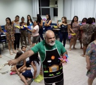 OFICINA : CANTAR , COLORI E CONTAR - BRINCANDO COM AS HISTÓRIAS - REDE DOCTUM - CURSO DE PEDAG